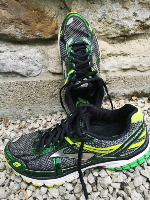 brooks vapor 3 black